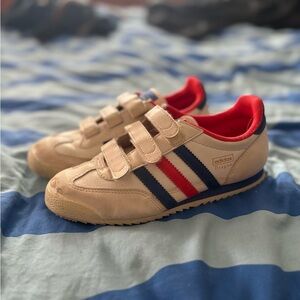 Vintage kids Adidas sneakers